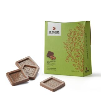 מאניה ירוק - ריבועי שוקולד חלב ושקדים מלוחים - 50גר